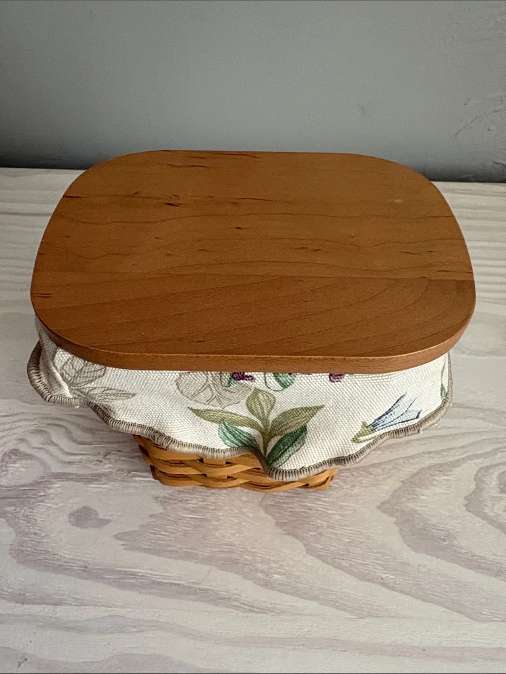 VTG Longaberger Vanity Basket, Horizon of Hope, Basket, Signed & Dated 2004